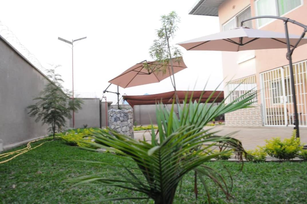 Colibri Inn Hotel Kolwezi エクステリア 写真